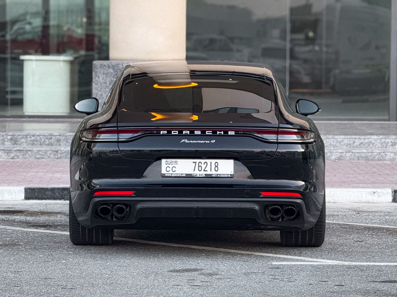 Porsche Panamera 4