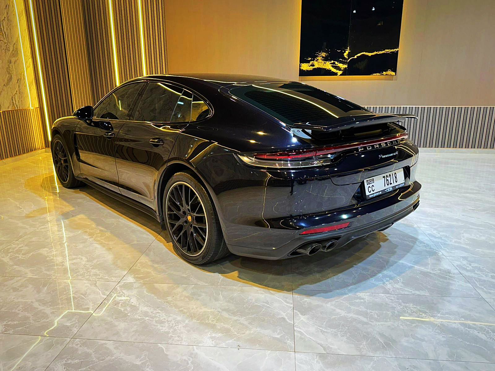 Porsche Panamera 4