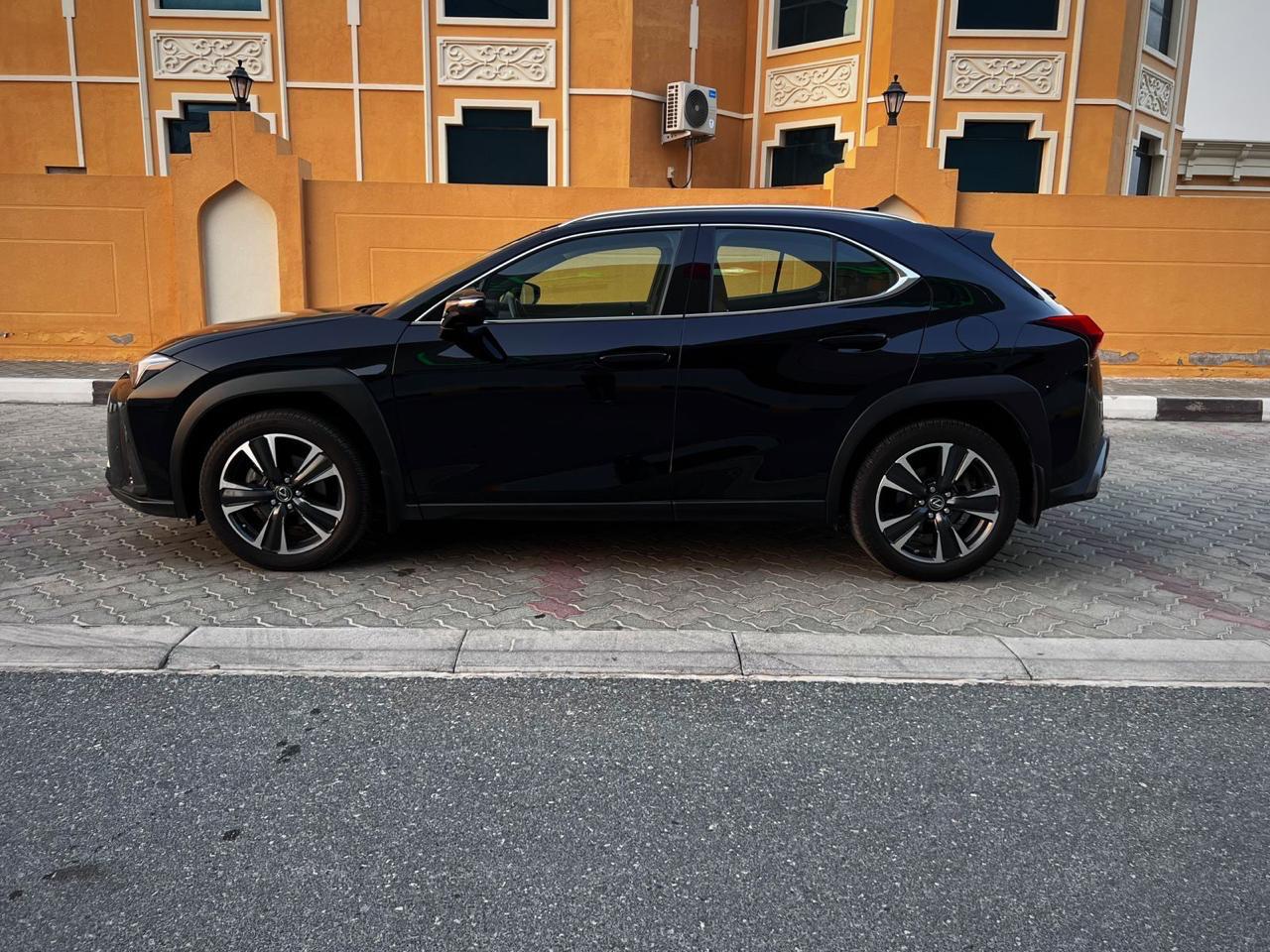 Lexus Ux 200