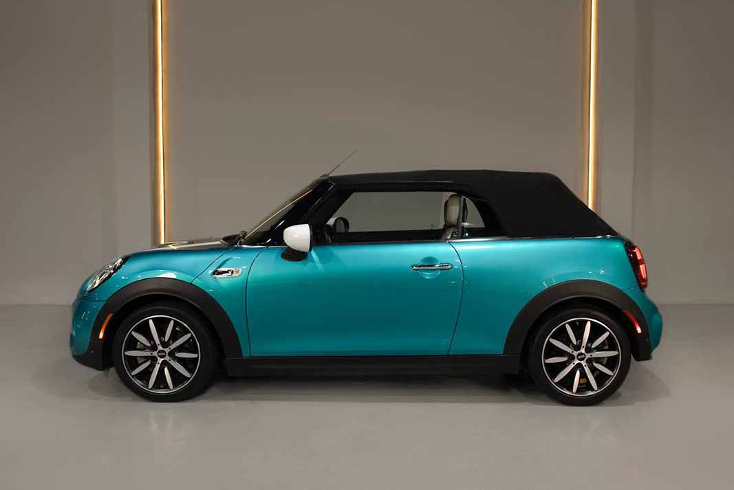 Mini Cooper S convertible (Green)