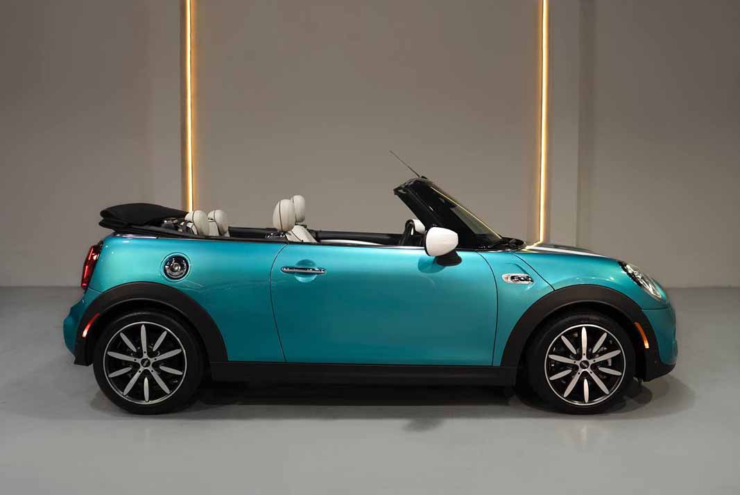 Mini Cooper S convertible (Green)