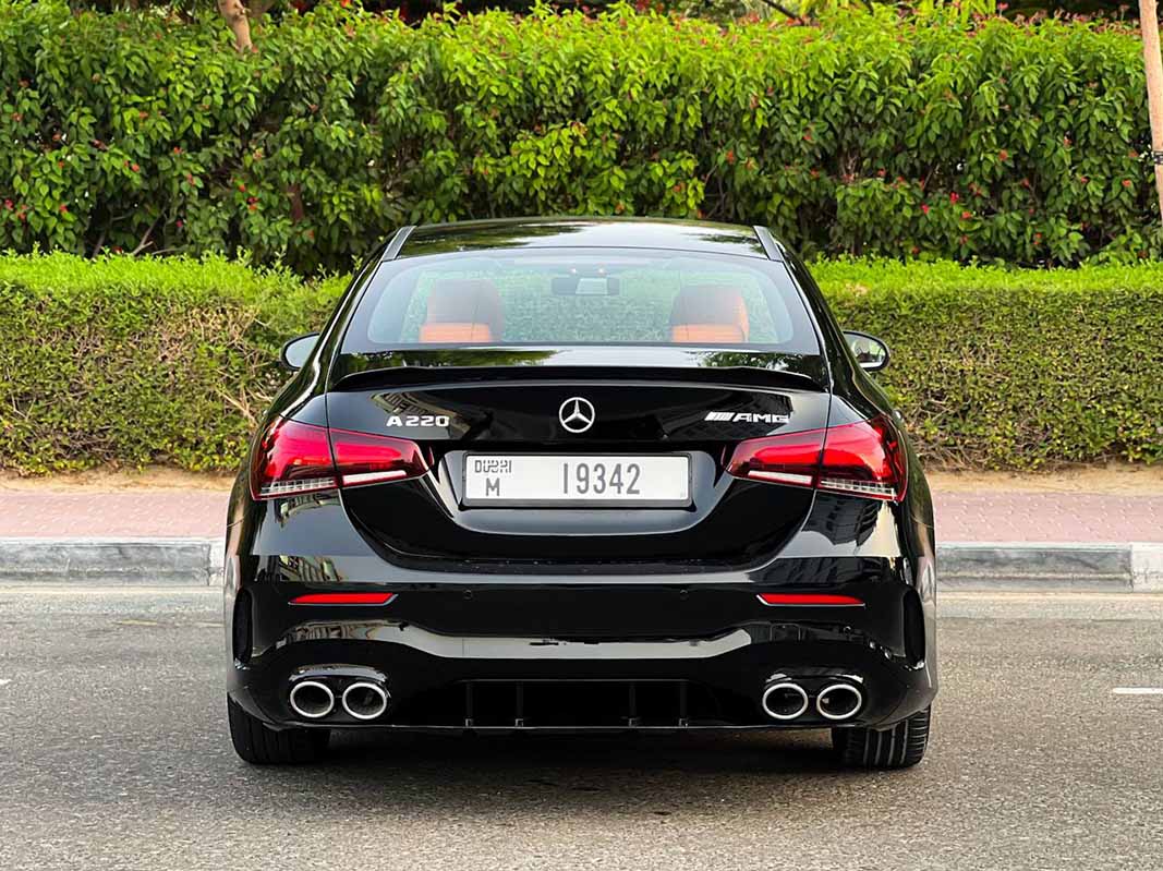 Mercedes A 220 (Black)