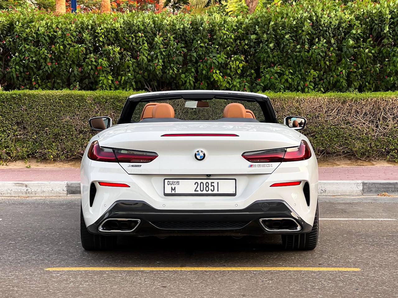 BMW 850 convertible