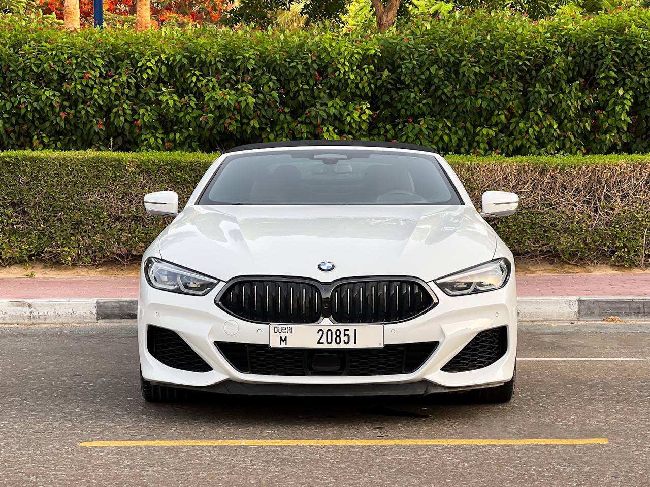 BMW 850 convertible