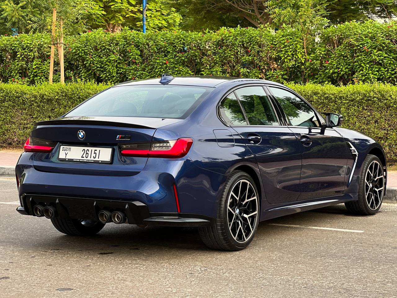 BMW  330i blue