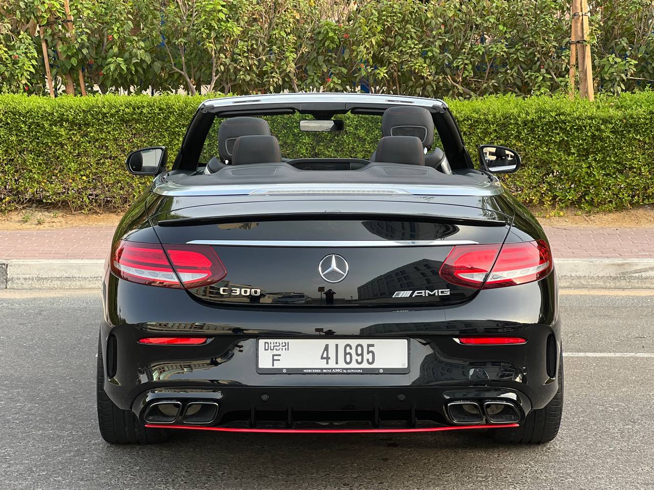 Mercedes C300 convertible (Black)