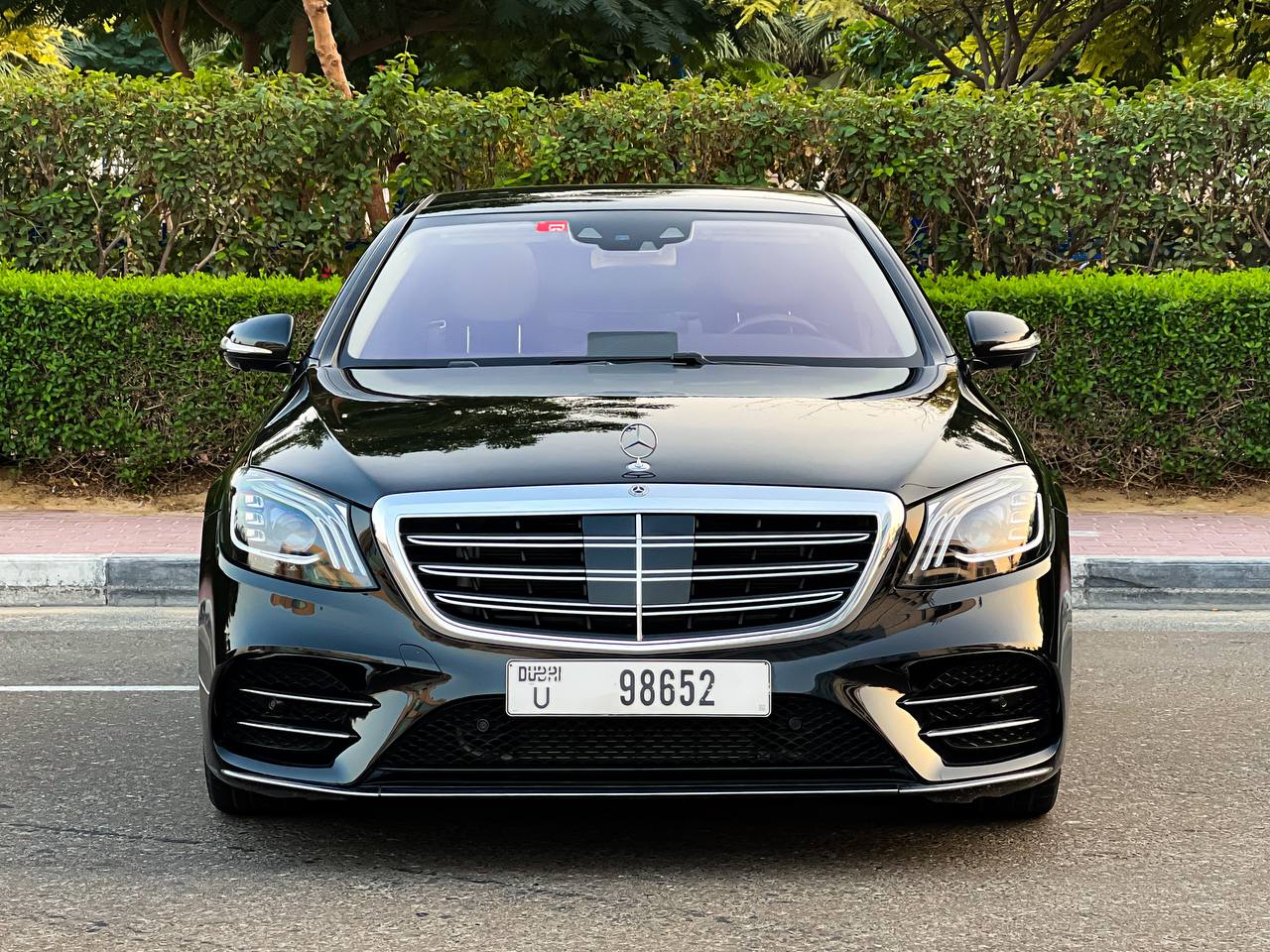 Mercedes  S560