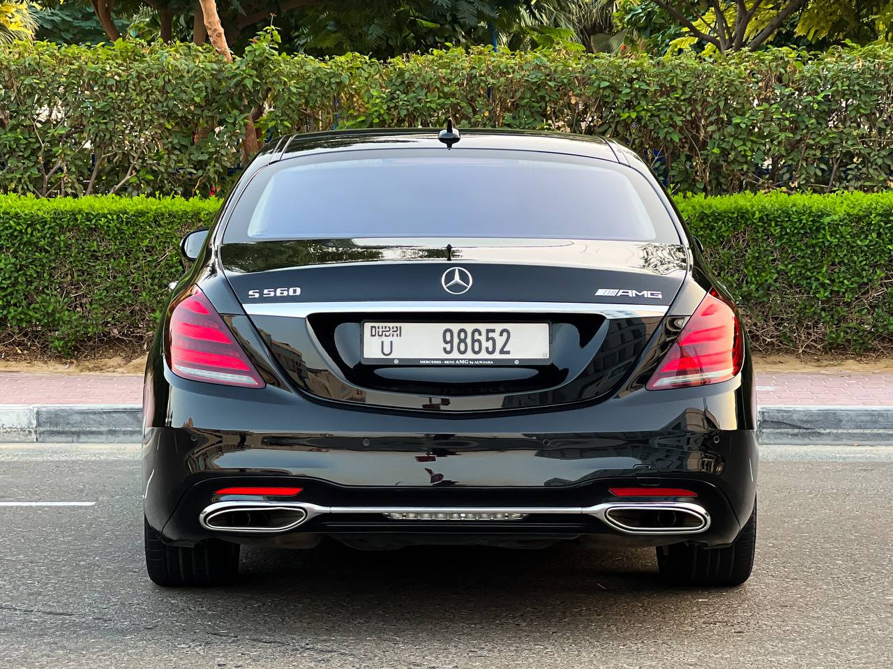 Mercedes  S560