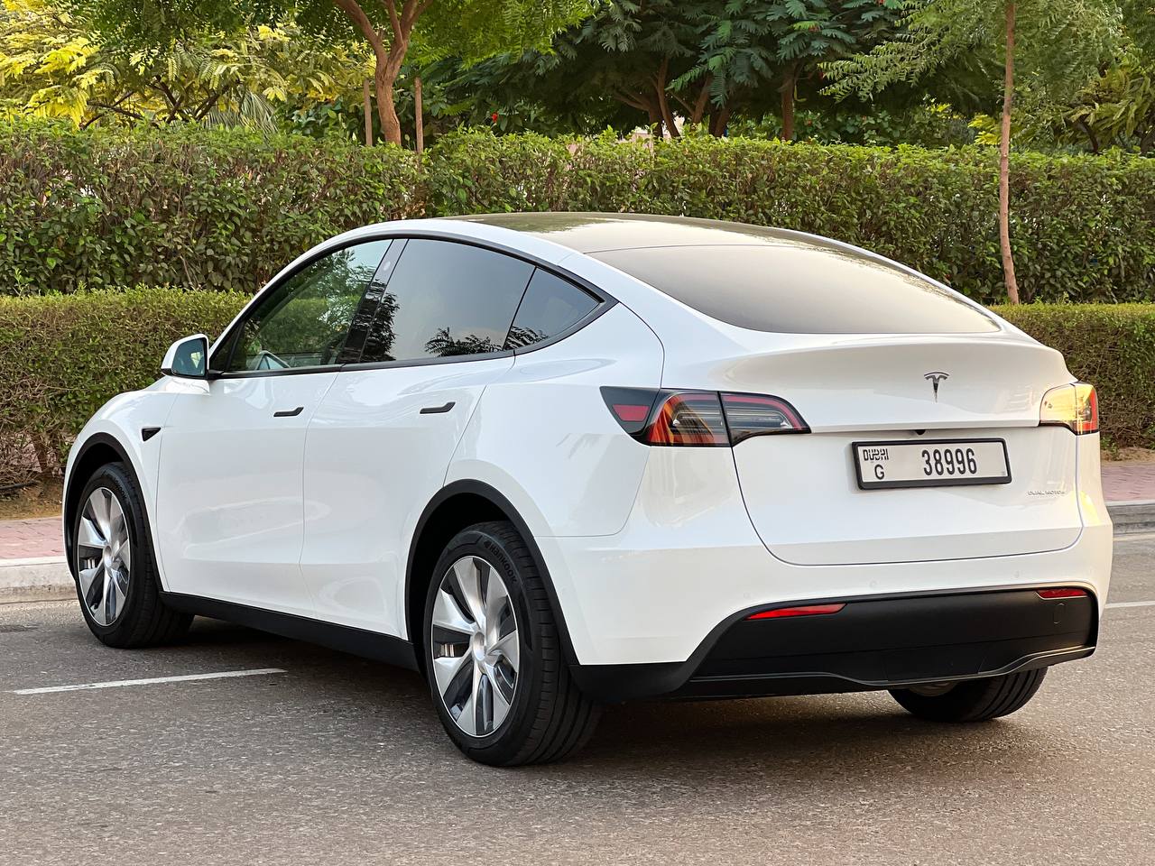 Tesla model y