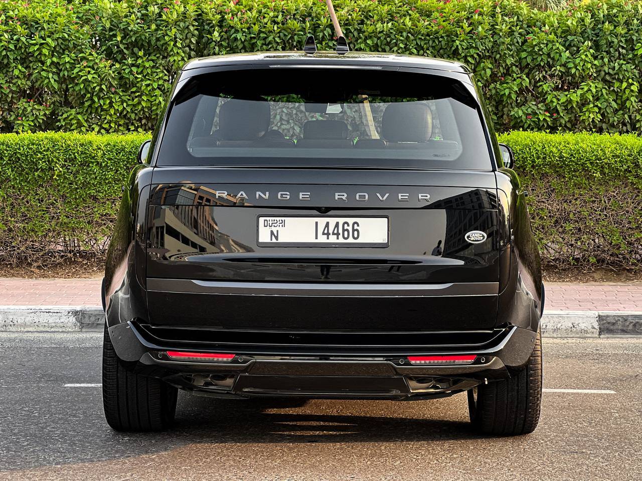 Range Rover Vogue black