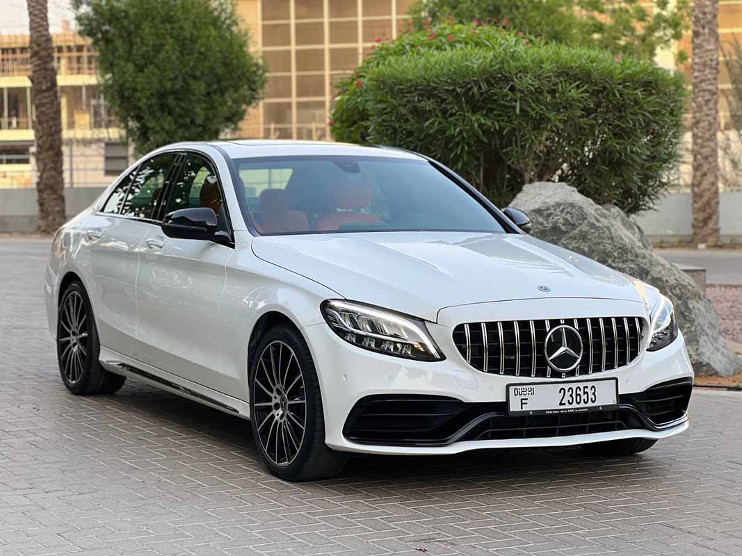 Mercedes C 300 (White)